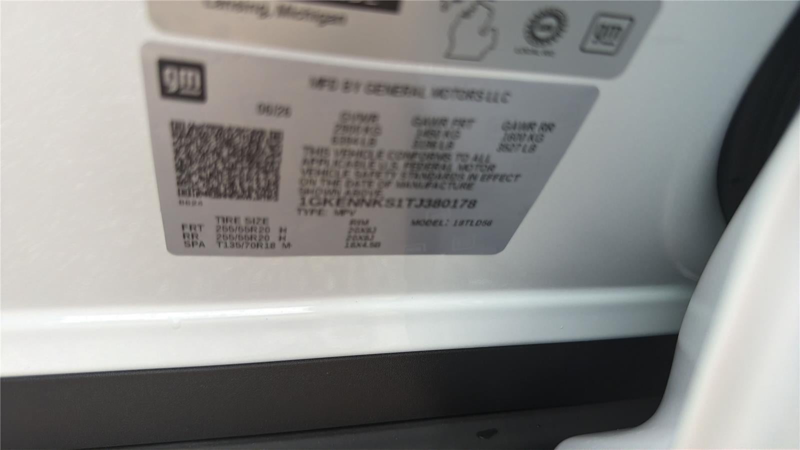 2026 GMC Acadia Elevation