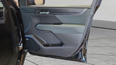 2024 GMC Acadia AT4