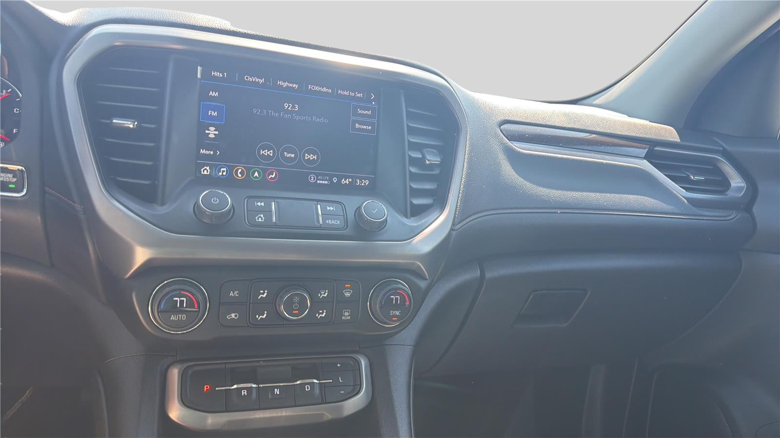 2023 GMC Acadia AT4