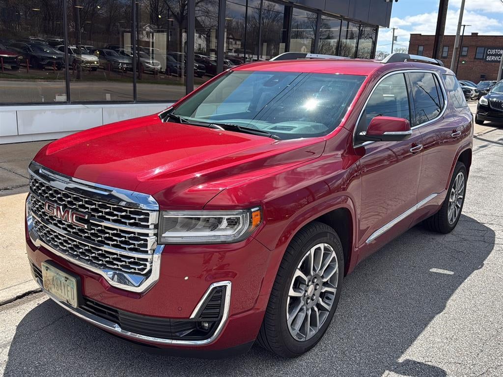 2023 GMC Acadia Denali