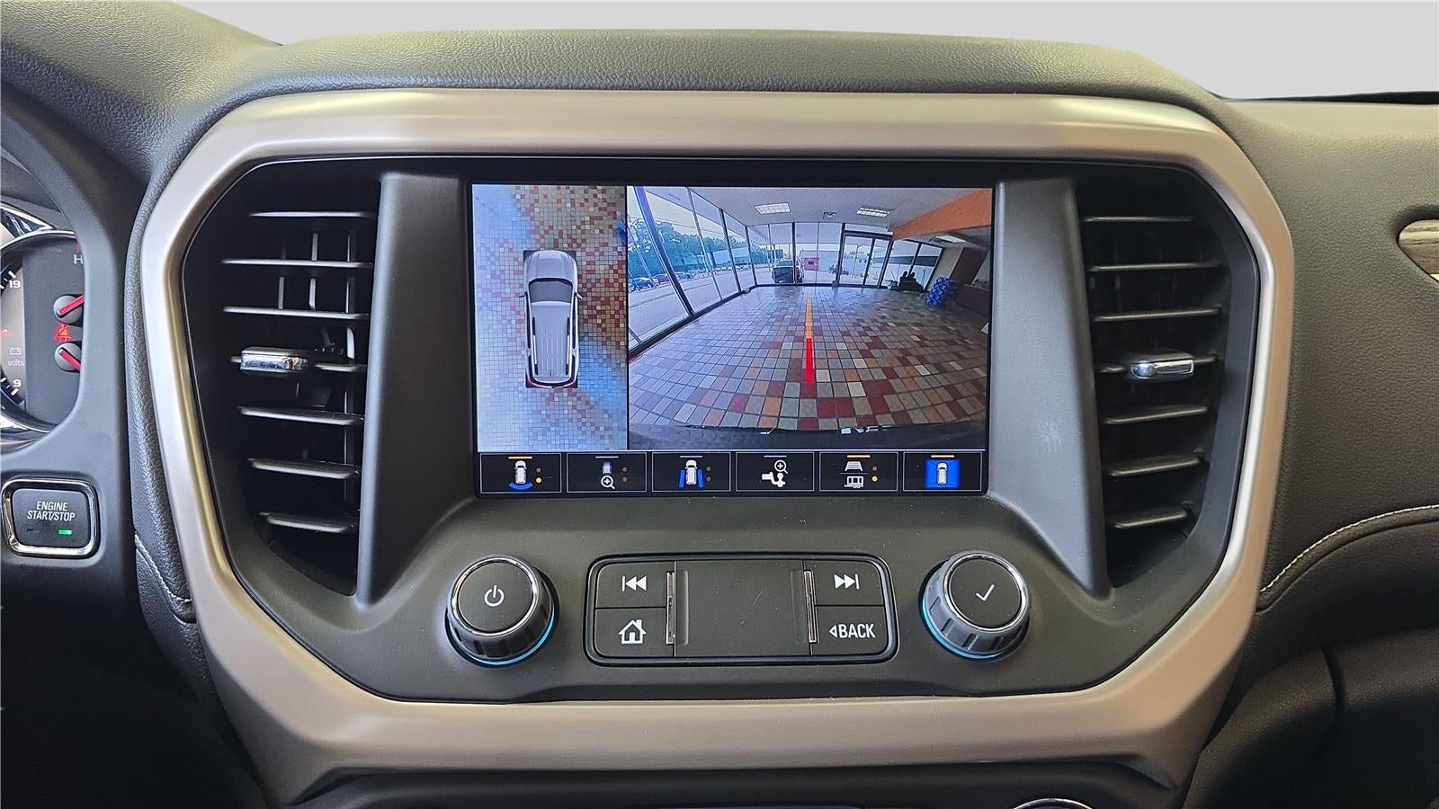 2023 GMC Acadia Denali