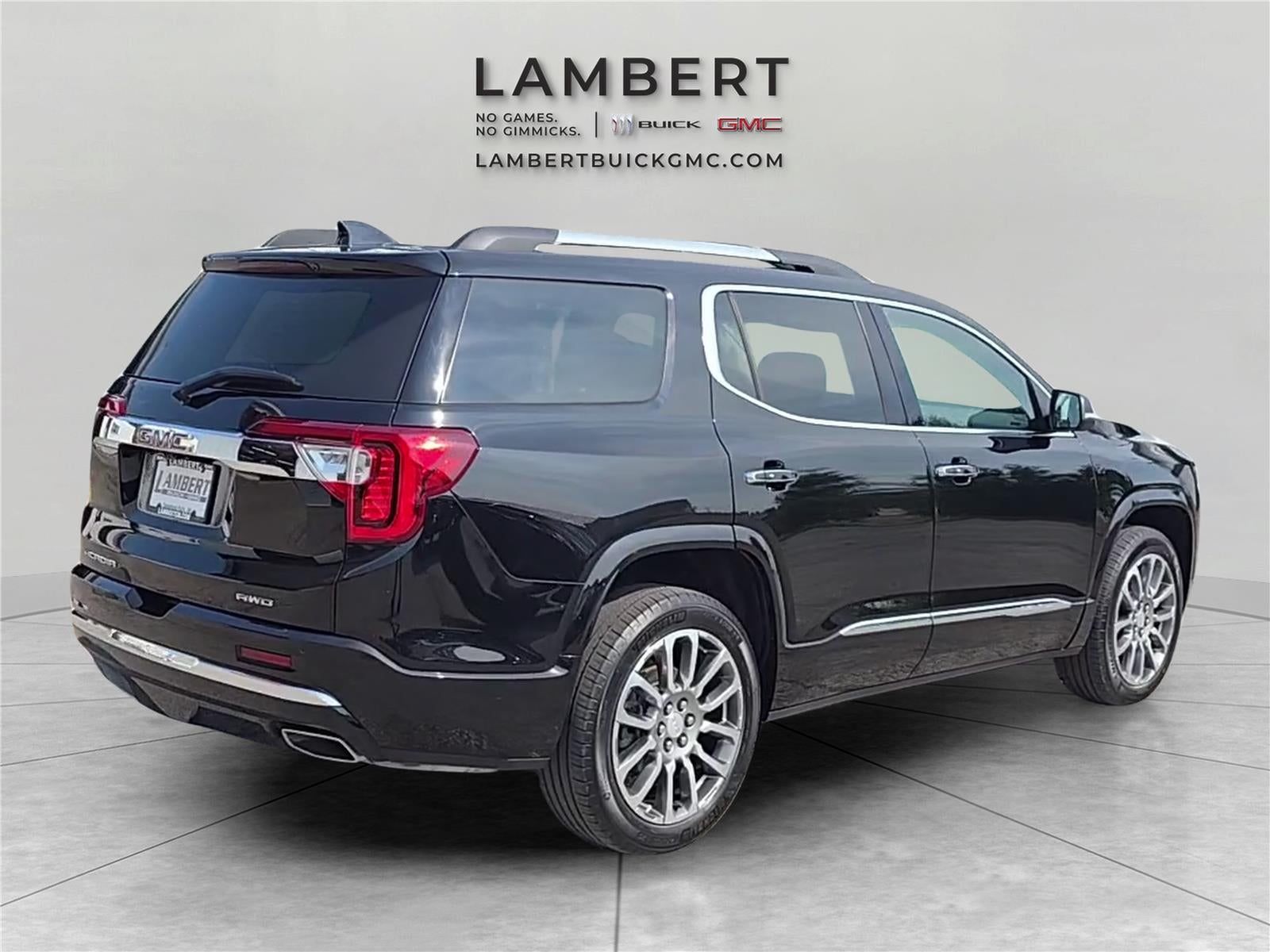 2023 GMC Acadia Denali