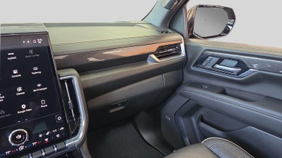 2025 GMC Yukon Elevation