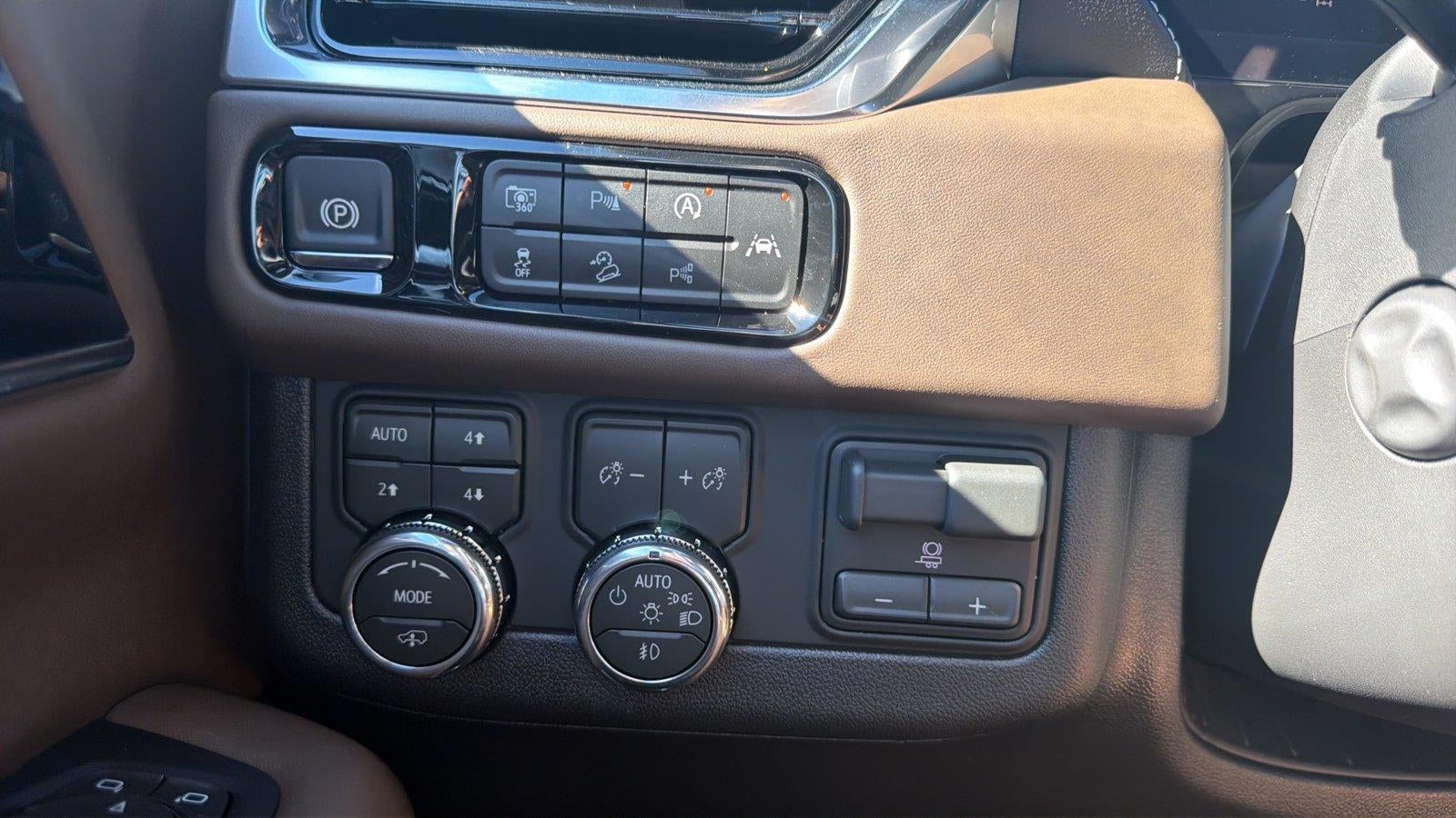 2027 GMC Yukon Denali Ultimate