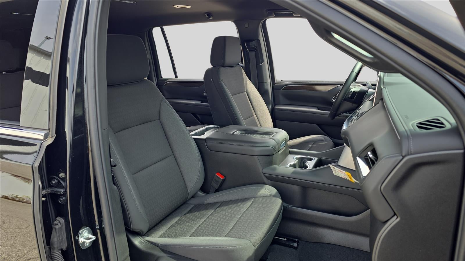 2024 GMC Yukon XL SLE