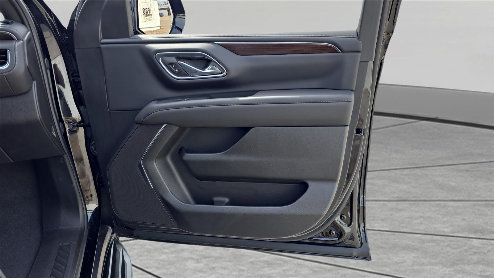 2024 GMC Yukon XL SLE