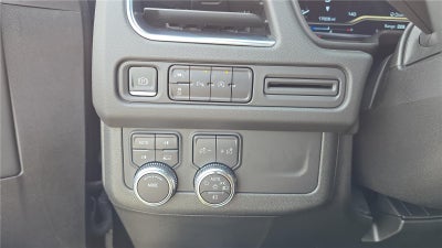 2024 GMC Yukon XL SLE