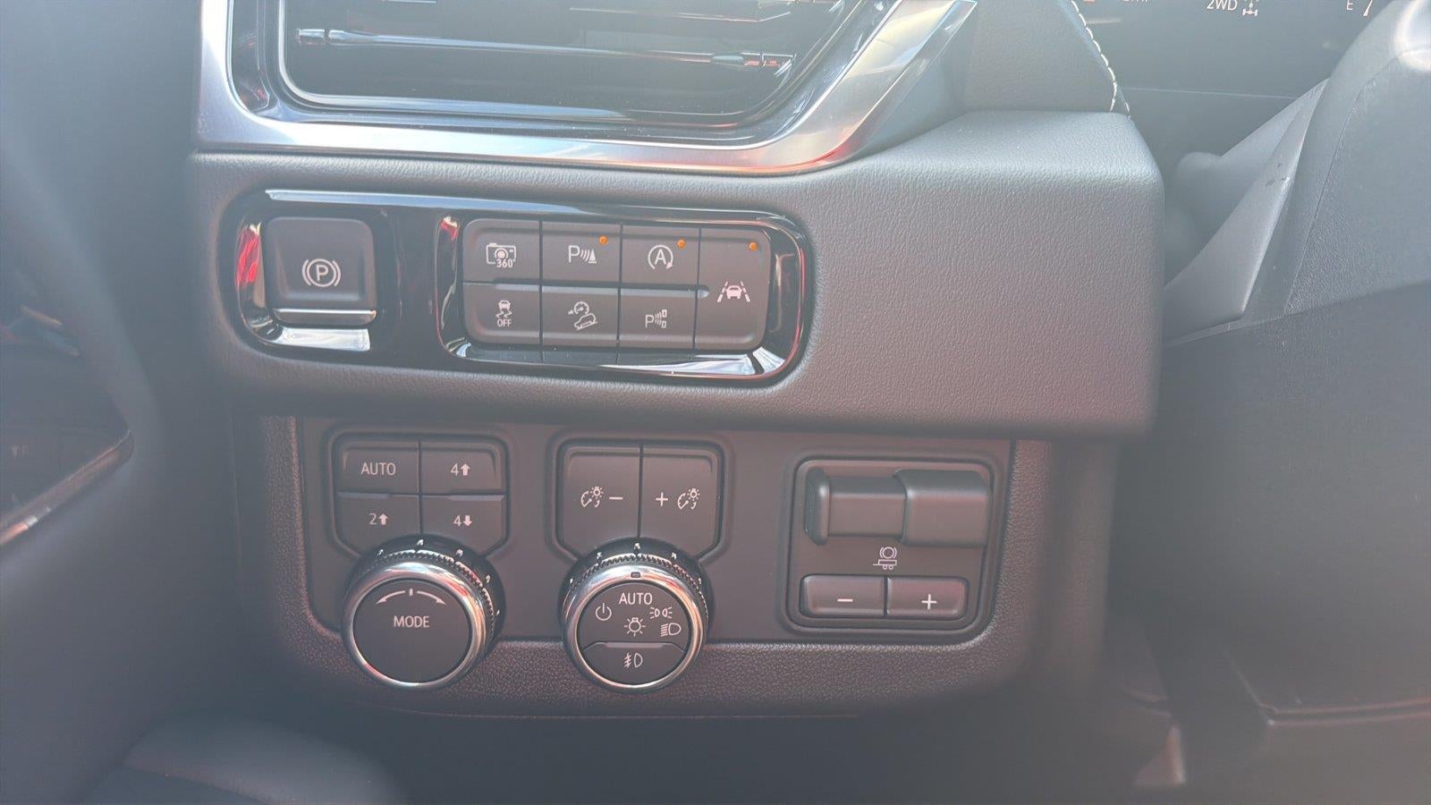 2027 GMC Yukon XL Elevation