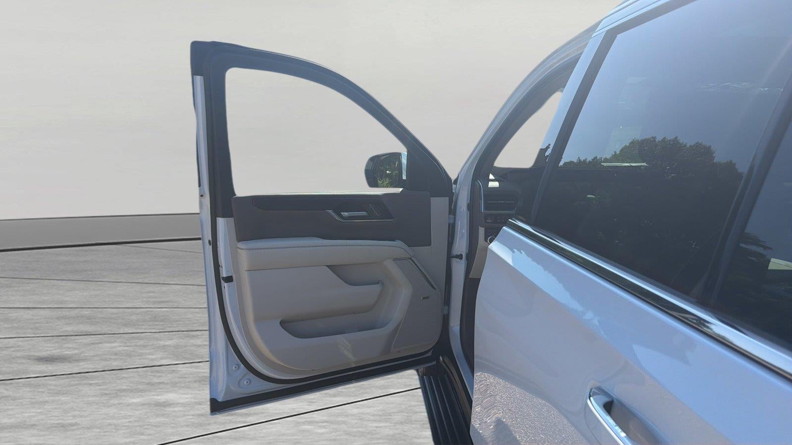 2026 GMC Yukon XL Denali - Photo 15