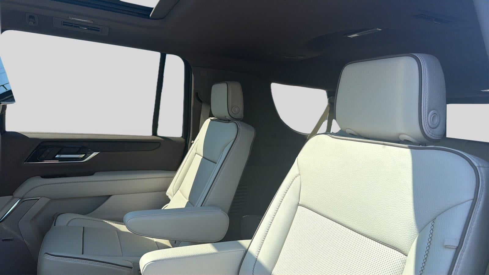 2026 GMC Yukon XL Denali - Photo 20