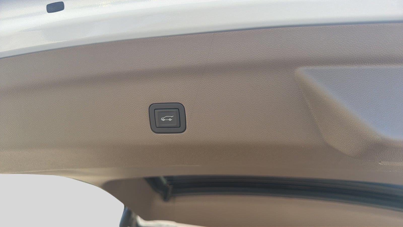 2026 GMC Yukon XL Denali - Photo 22