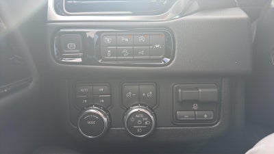 2027 GMC Yukon XL Denali