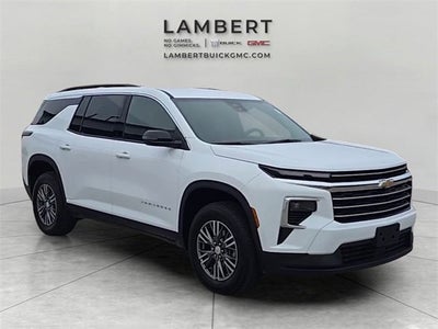 2025 Chevrolet Traverse LT