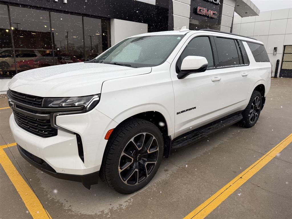 2022 Chevrolet Suburban RST