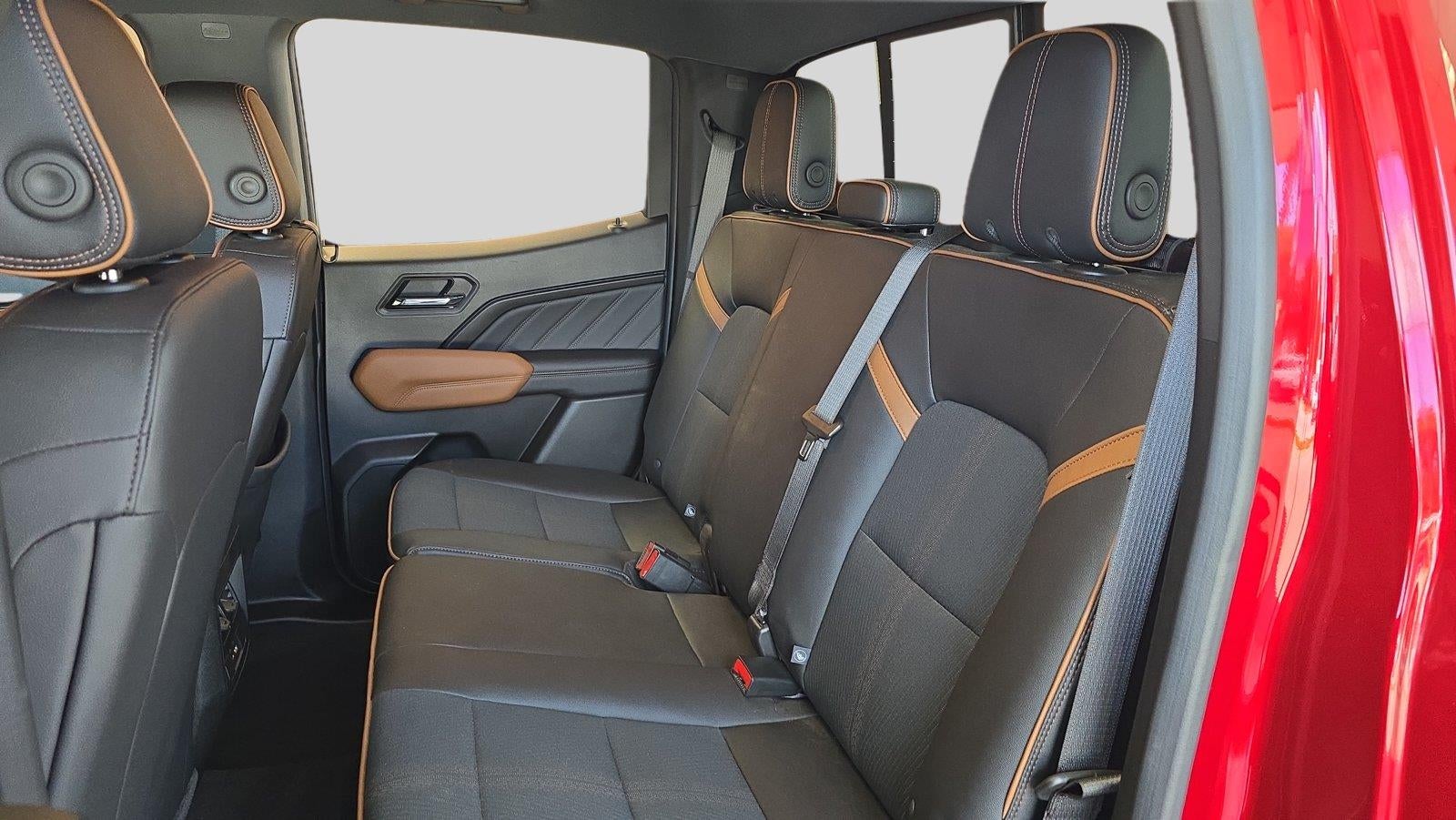 2023 GMC Canyon 4WD AT4