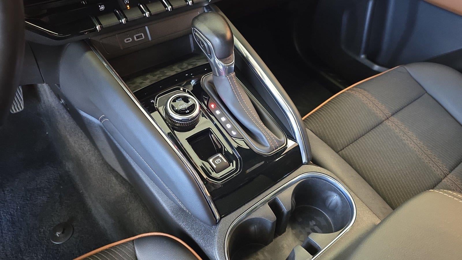 2023 GMC Canyon 4WD AT4