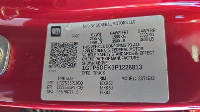 2023 GMC Canyon 4WD AT4