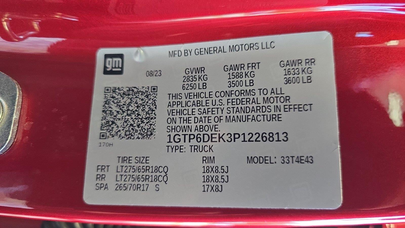 2023 GMC Canyon 4WD AT4