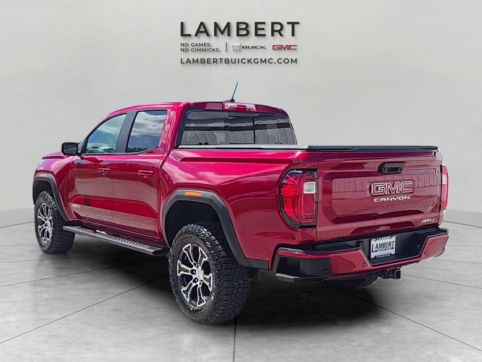 2023 GMC Canyon 4WD AT4