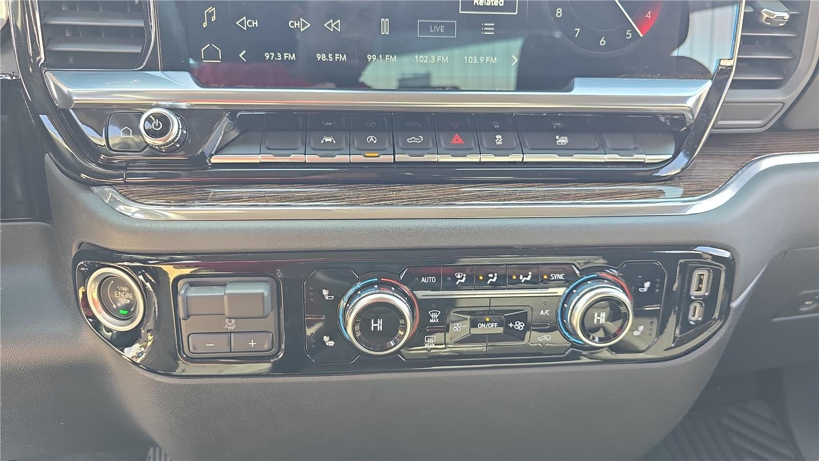 2023 GMC Sierra 1500 SLE