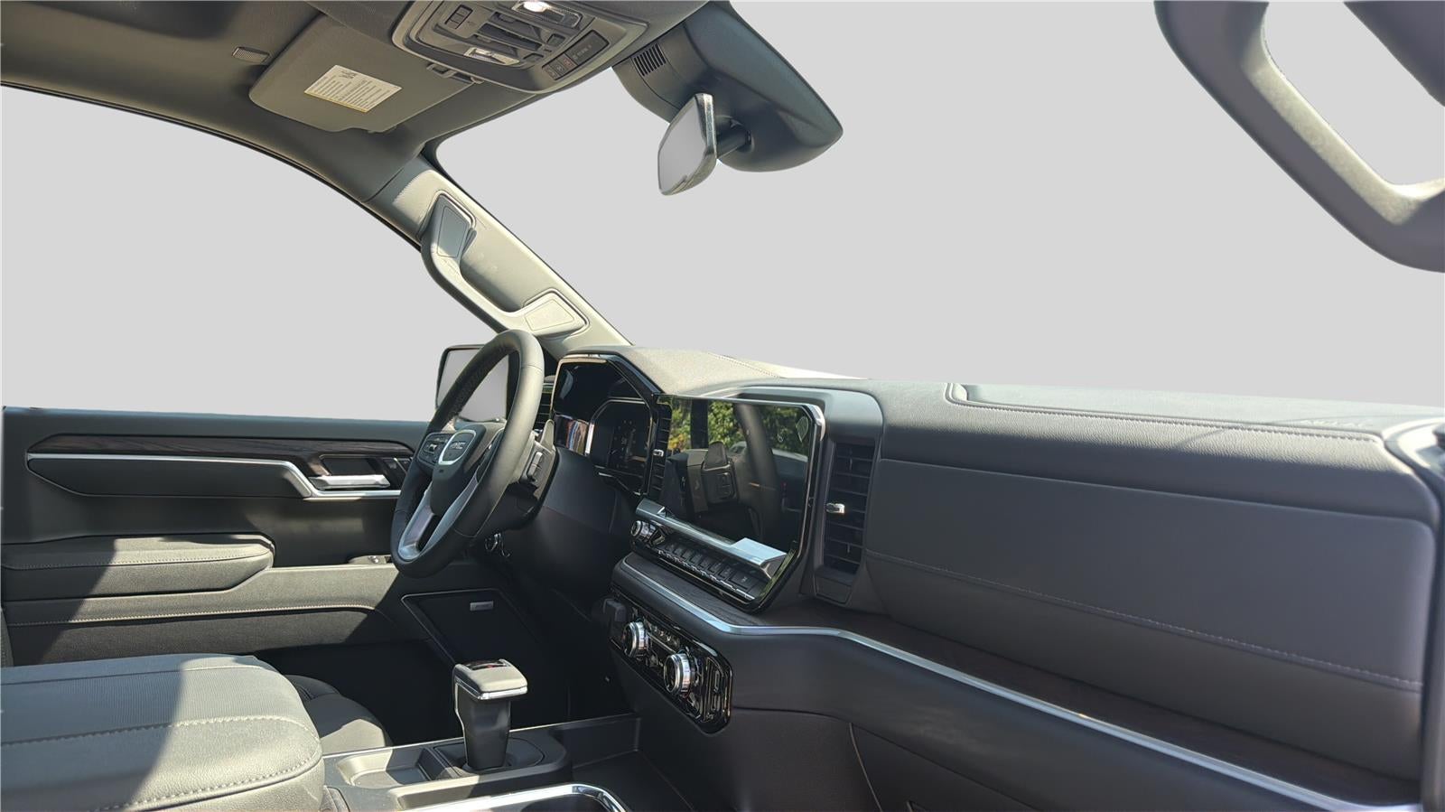 2026 GMC Sierra 1500 SLT - Photo 23