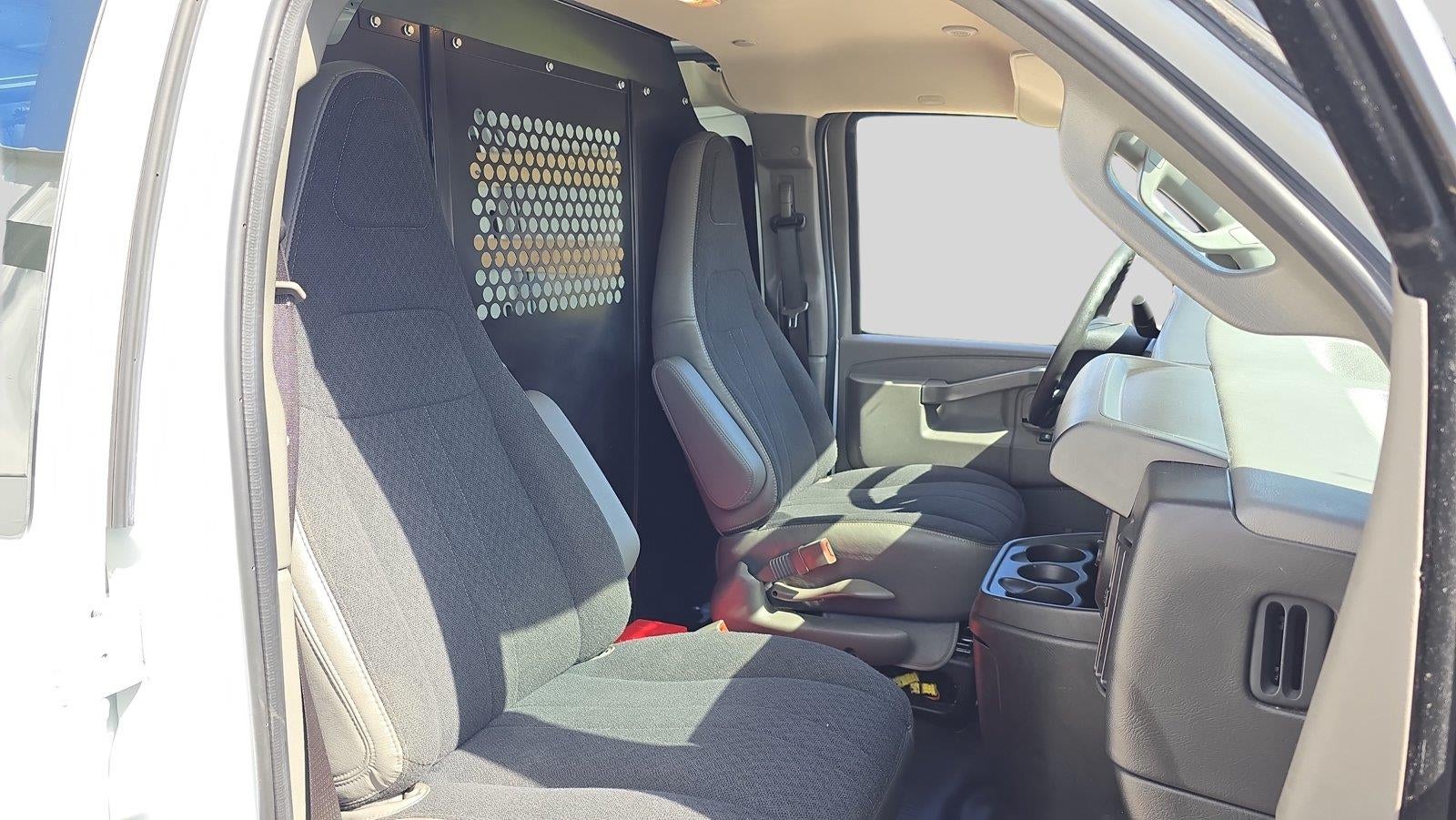 2025 GMC Savana Cargo Work Van