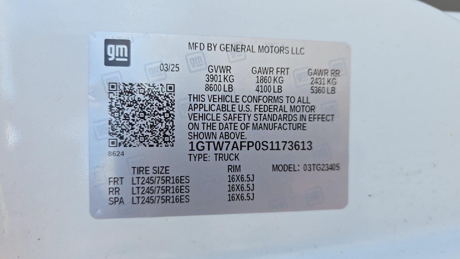 2025 GMC Savana Cargo Work Van