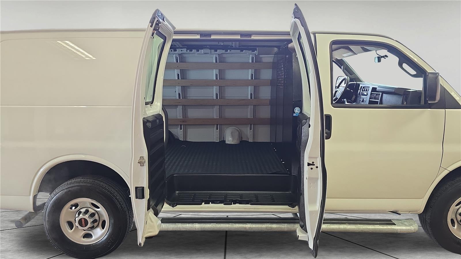 2024 GMC Savana Cargo 2500 Work Van