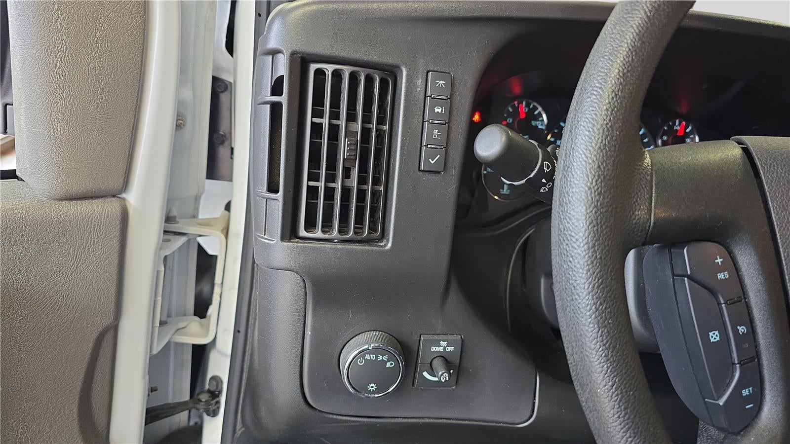 2024 GMC Savana Cargo 2500 Work Van
