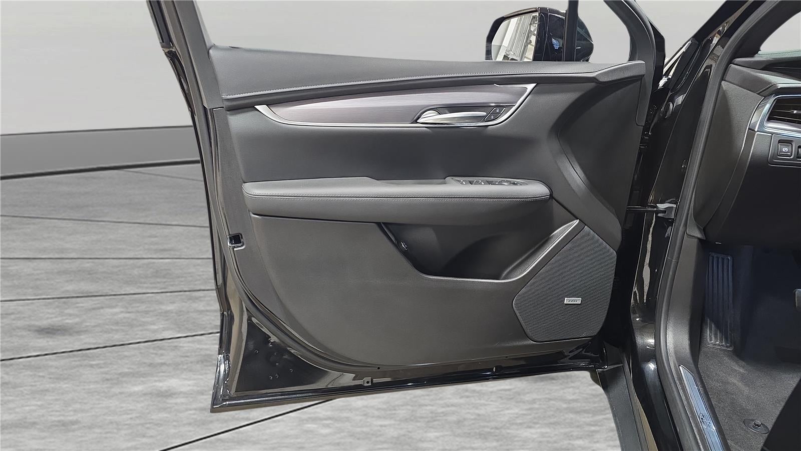 2025 Cadillac XT5 Luxury