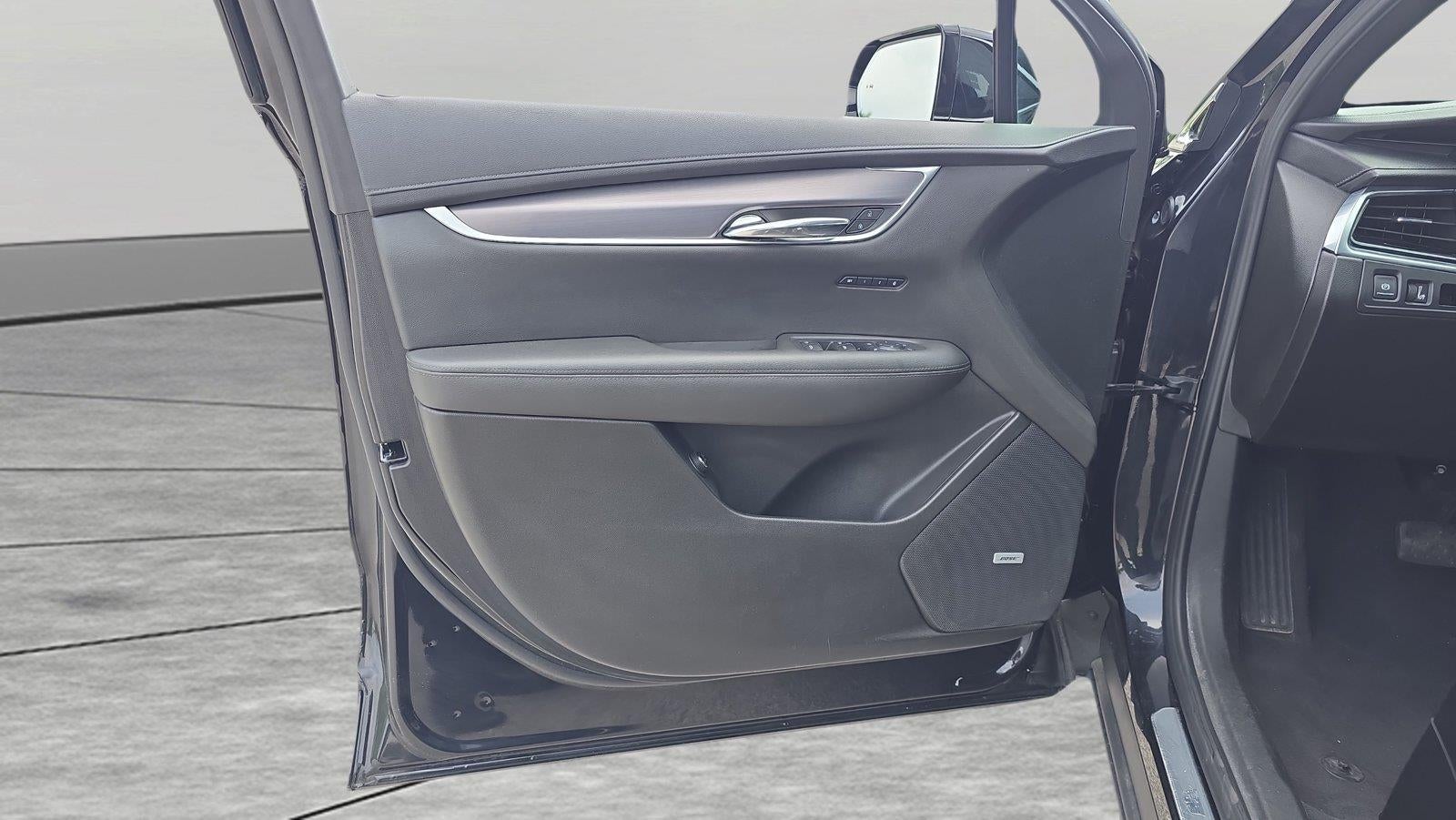 2024 Cadillac XT6 Luxury