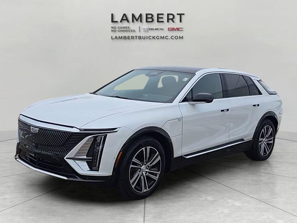 2024 Cadillac LYRIQ Luxury 1