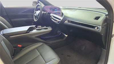 2024 Cadillac LYRIQ Luxury 1