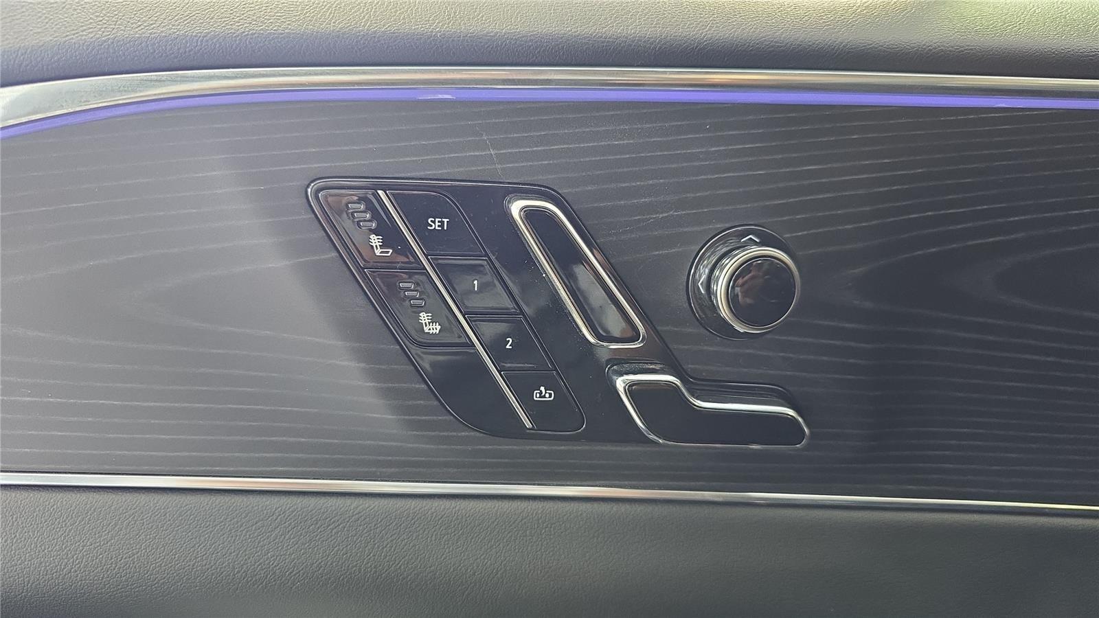 2024 Cadillac LYRIQ Luxury 1