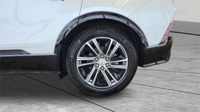 2024 Cadillac LYRIQ Luxury 1