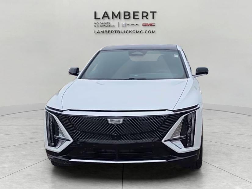2024 Cadillac LYRIQ Luxury 1