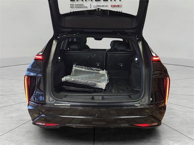 2024 Cadillac LYRIQ Sport 1