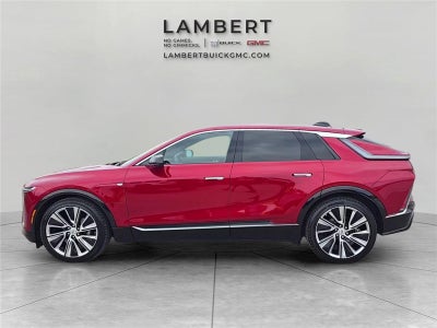 2025 Cadillac LYRIQ Luxury 3
