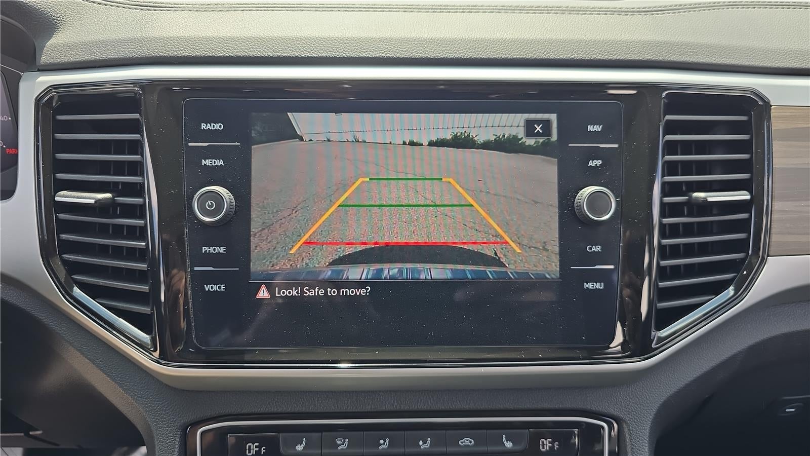 2023 Volkswagen Atlas 2.0T SEL