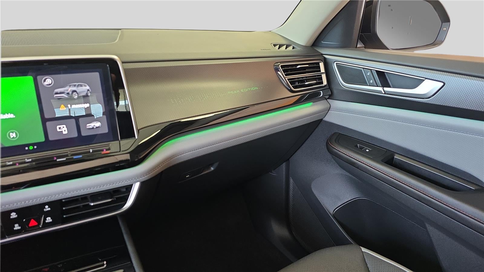 2024 Volkswagen Atlas 2.0T Peak Edition SE w/Technology