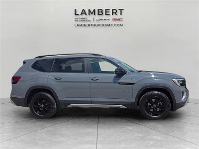 2024 Volkswagen Atlas 2.0T Peak Edition SE w/Technology