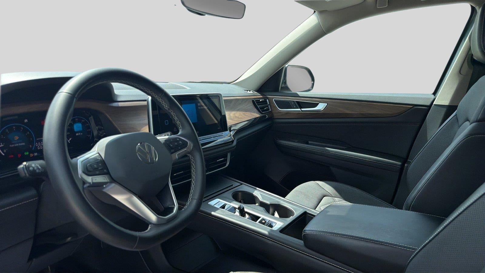 2024 Volkswagen Atlas 2.0T SE