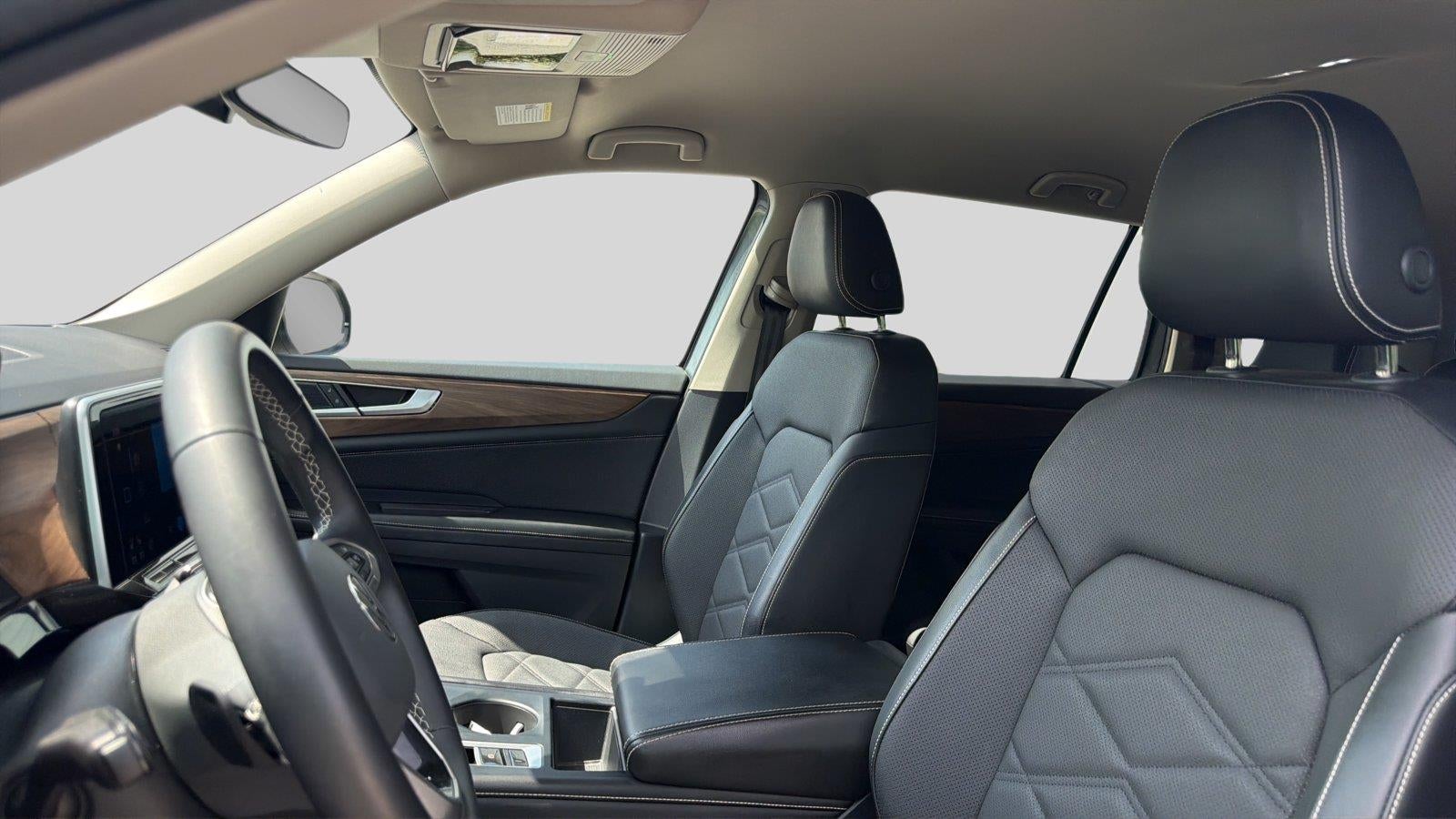 2024 Volkswagen Atlas 2.0T SE