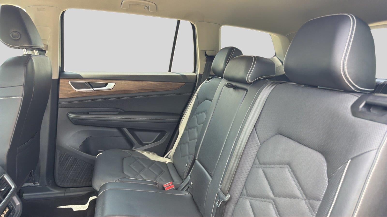 2024 Volkswagen Atlas 2.0T SE