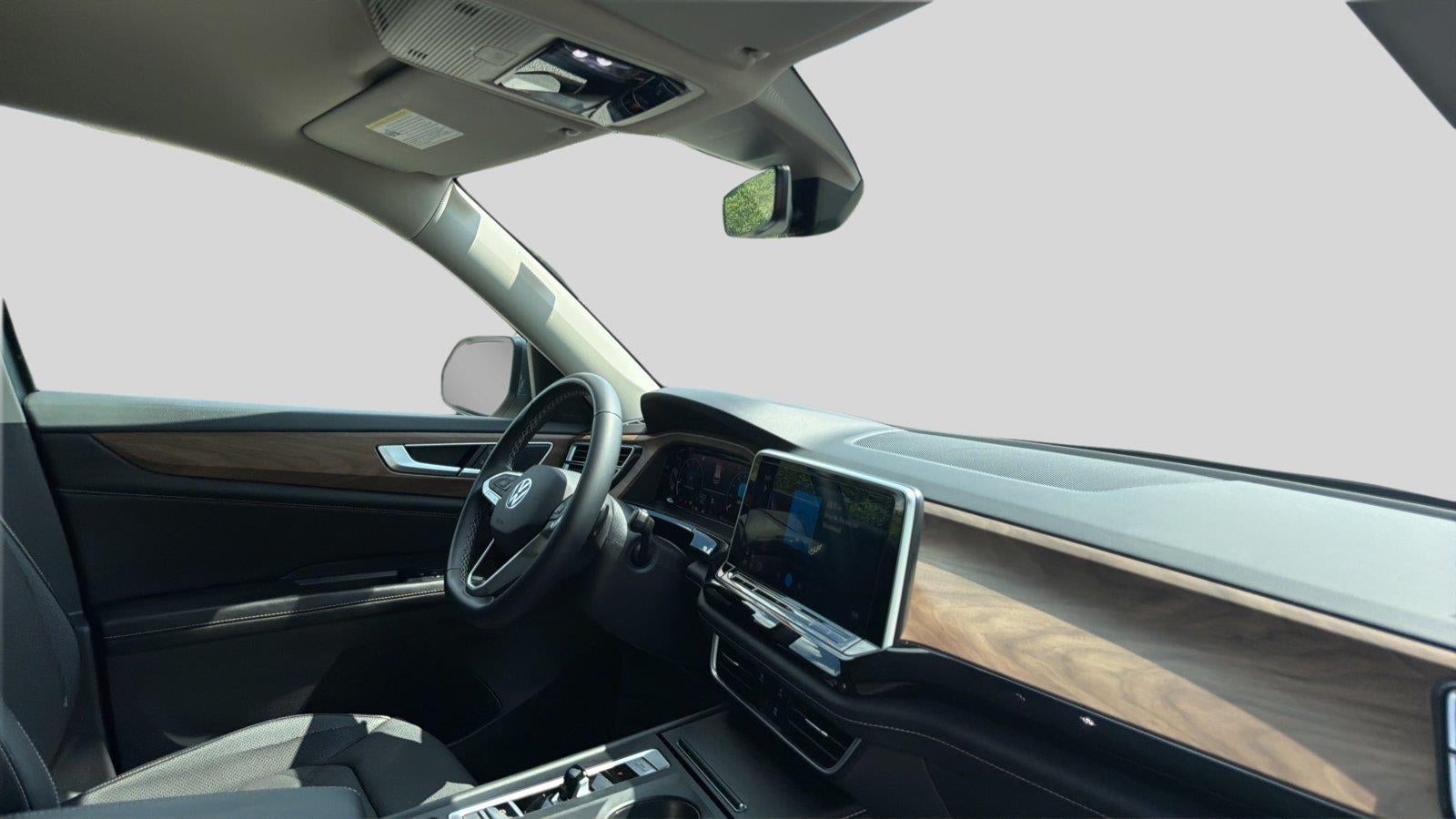 2024 Volkswagen Atlas 2.0T SE