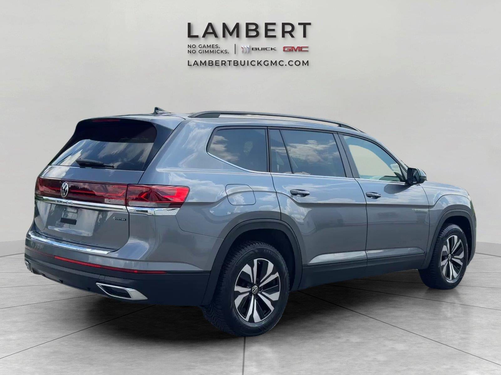 2024 Volkswagen Atlas 2.0T SE
