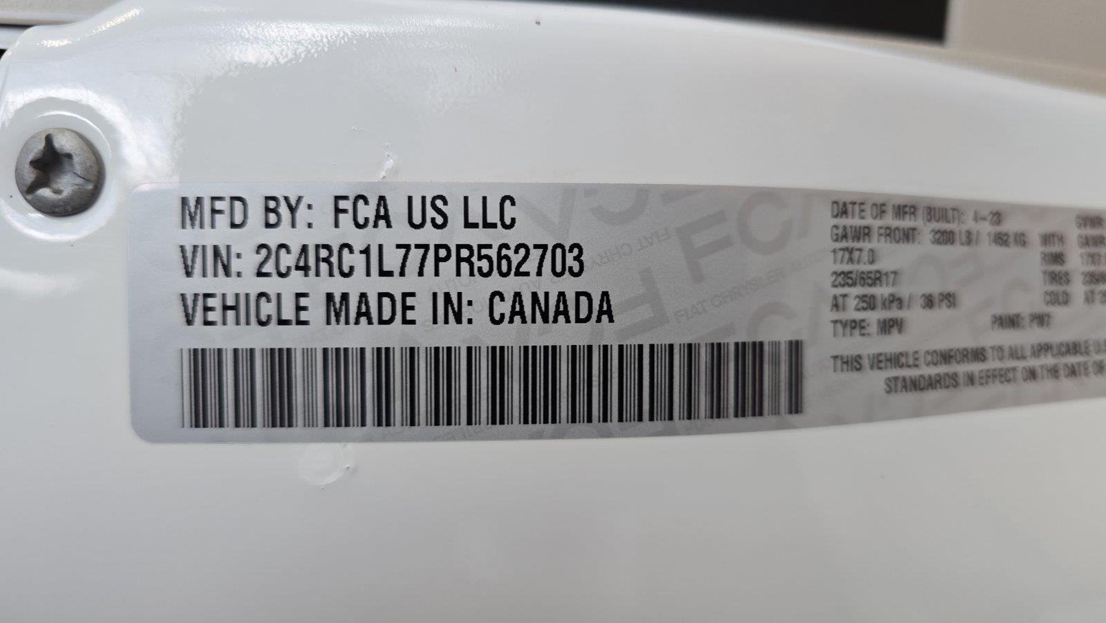2023 Chrysler Pacifica Hybrid Touring L