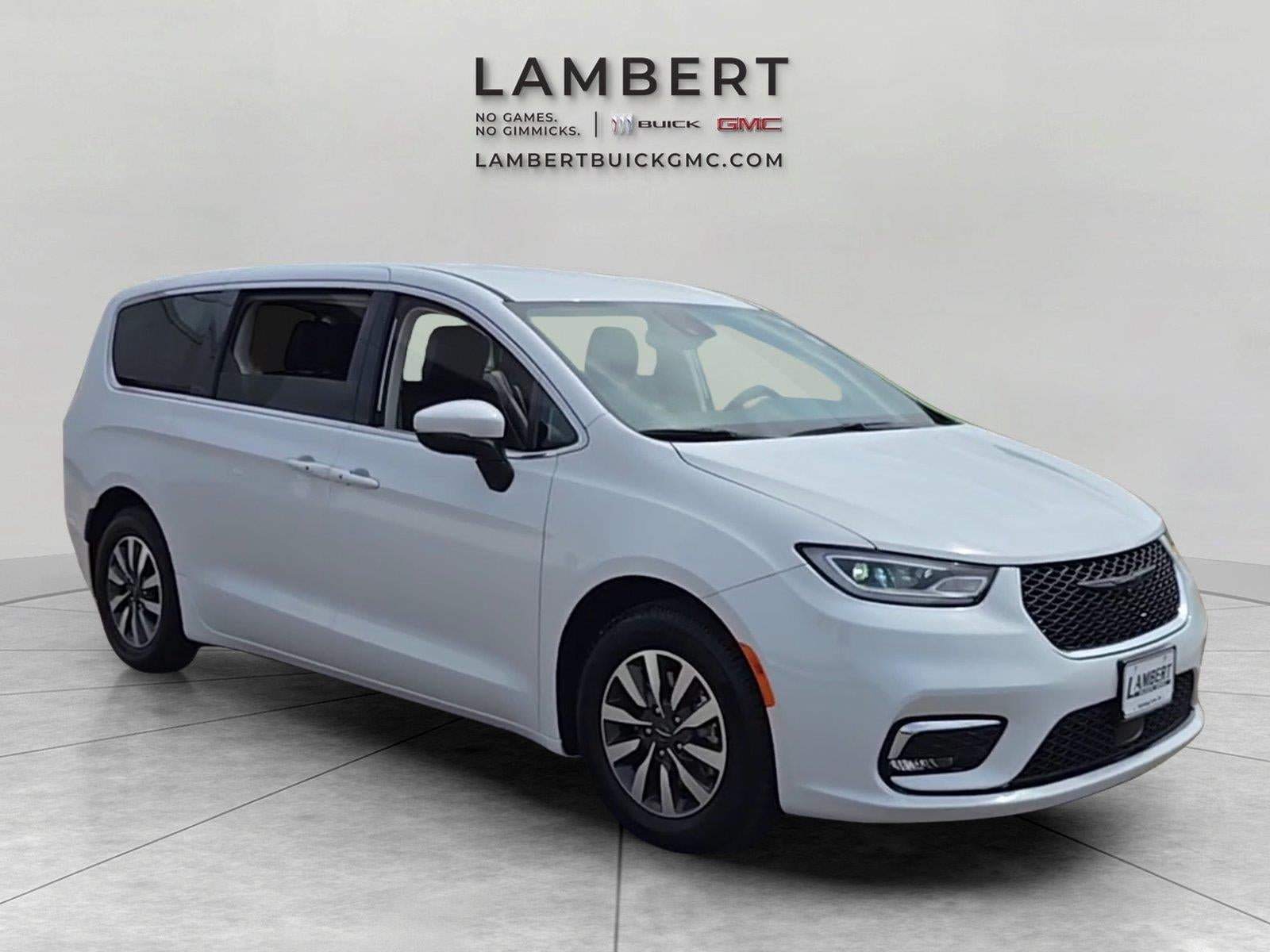 2023 Chrysler Pacifica Hybrid Touring L
