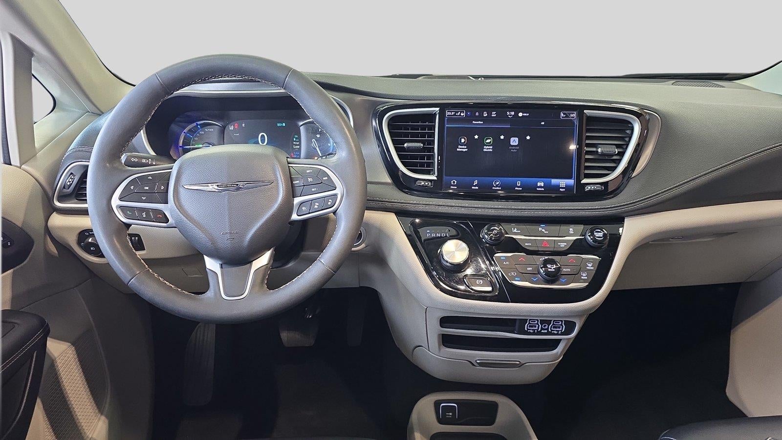2023 Chrysler Pacifica Hybrid Touring L