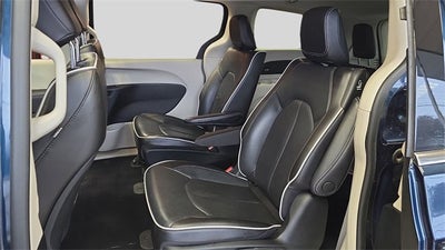 2022 Chrysler Pacifica Hybrid Limited